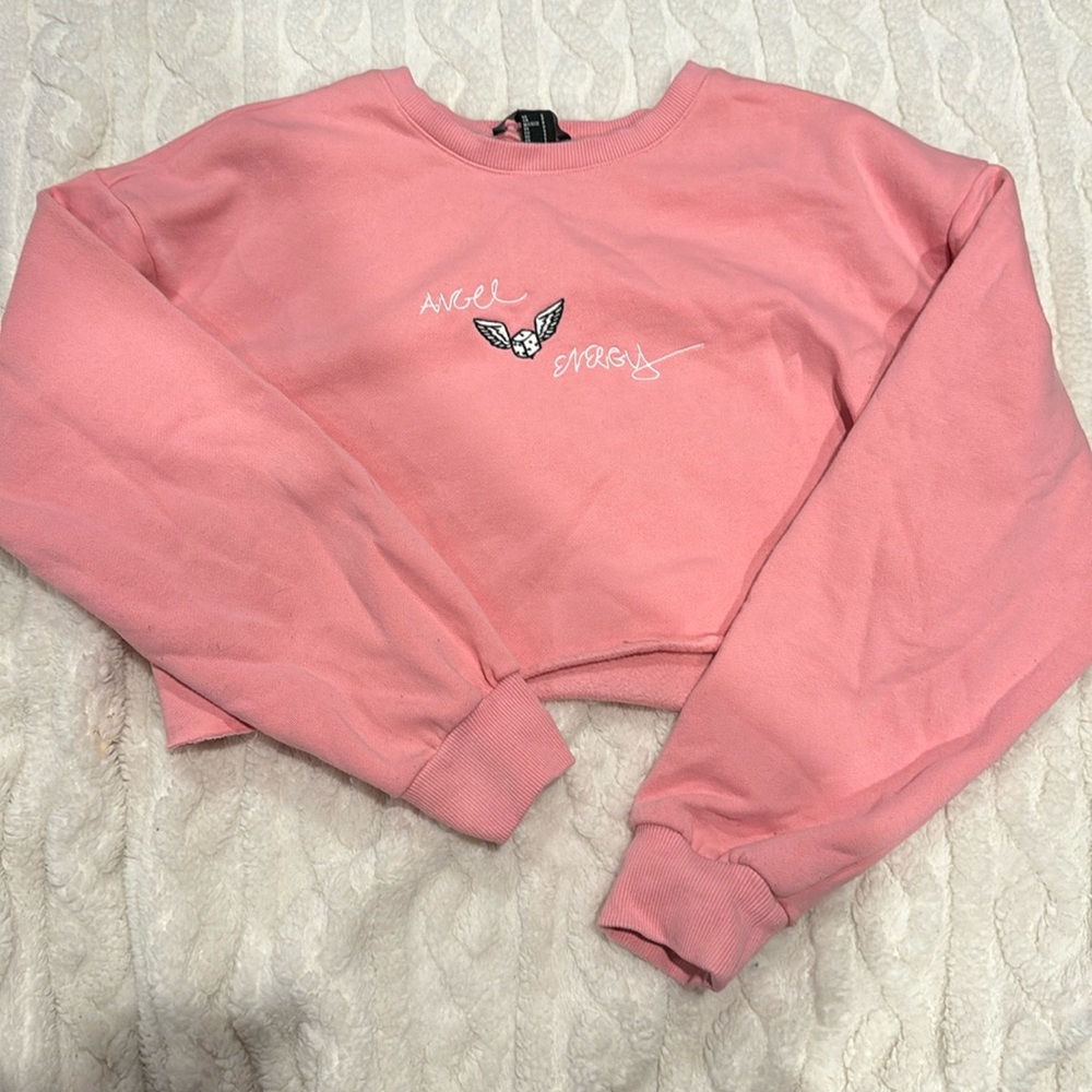 Cropped pink sweat shirt